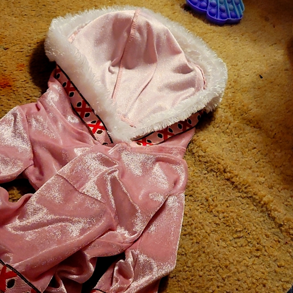 Pink small jacket with hood